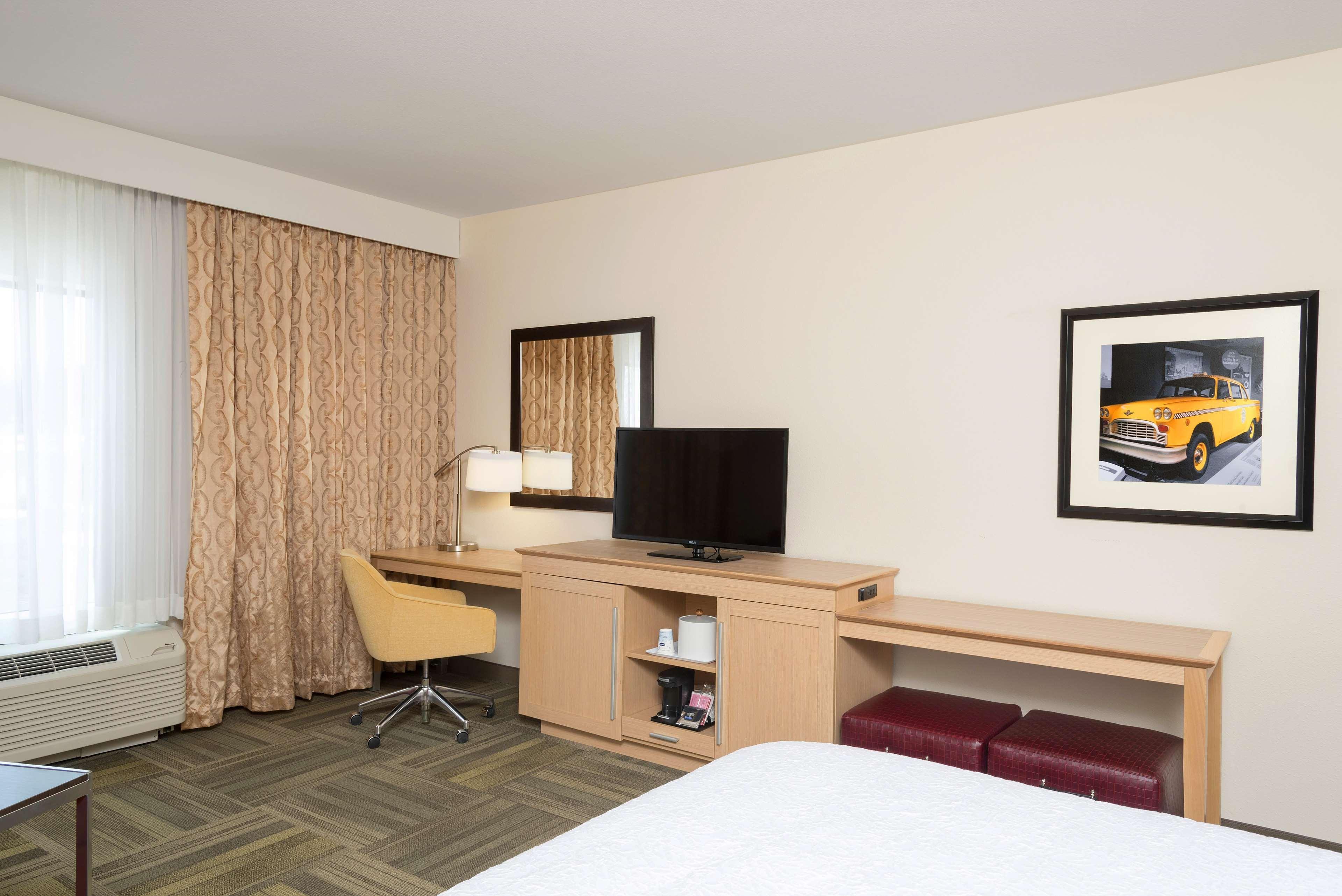 Hampton Inn Kalamazoo Dış mekan fotoğraf