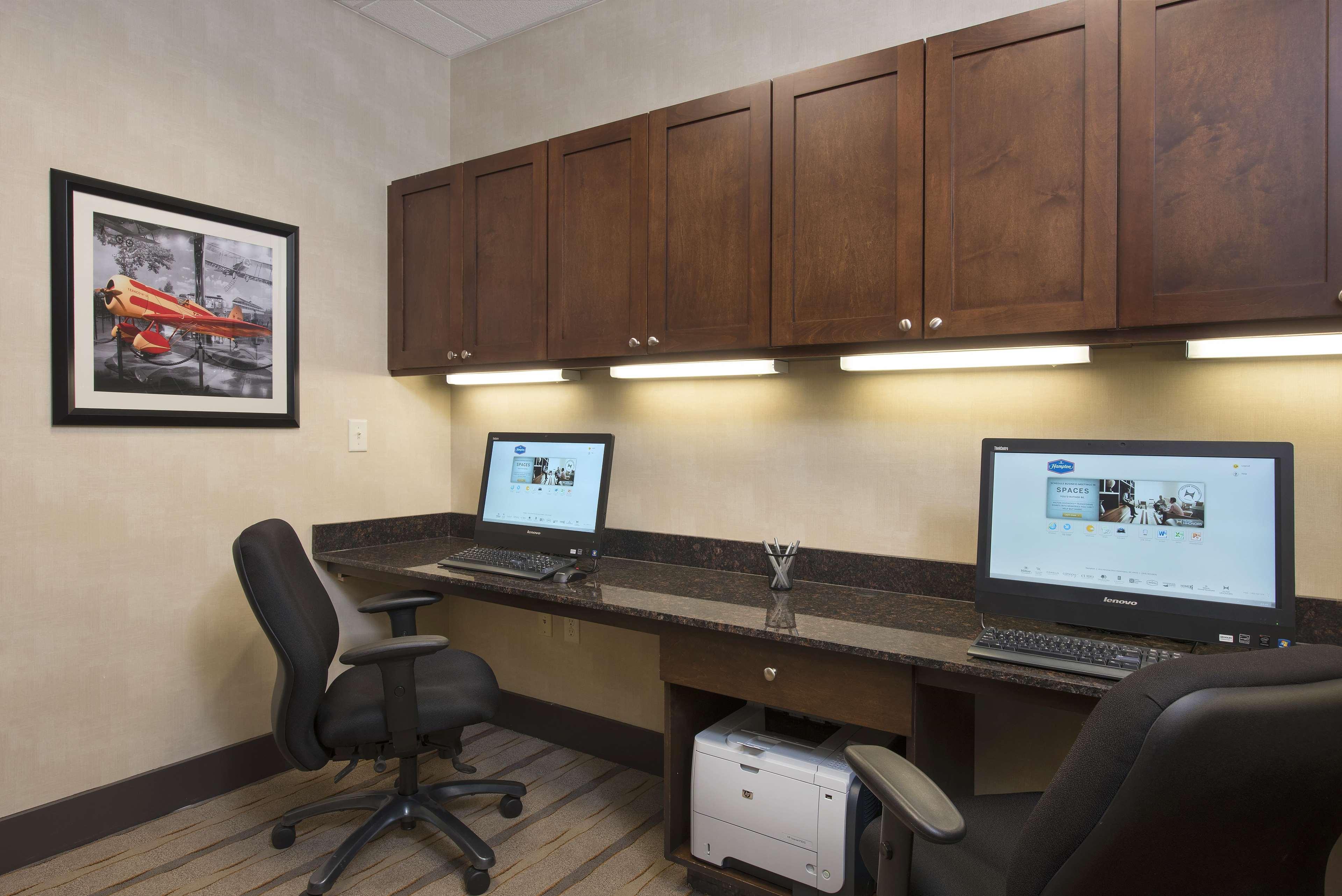 Hampton Inn Kalamazoo Dış mekan fotoğraf