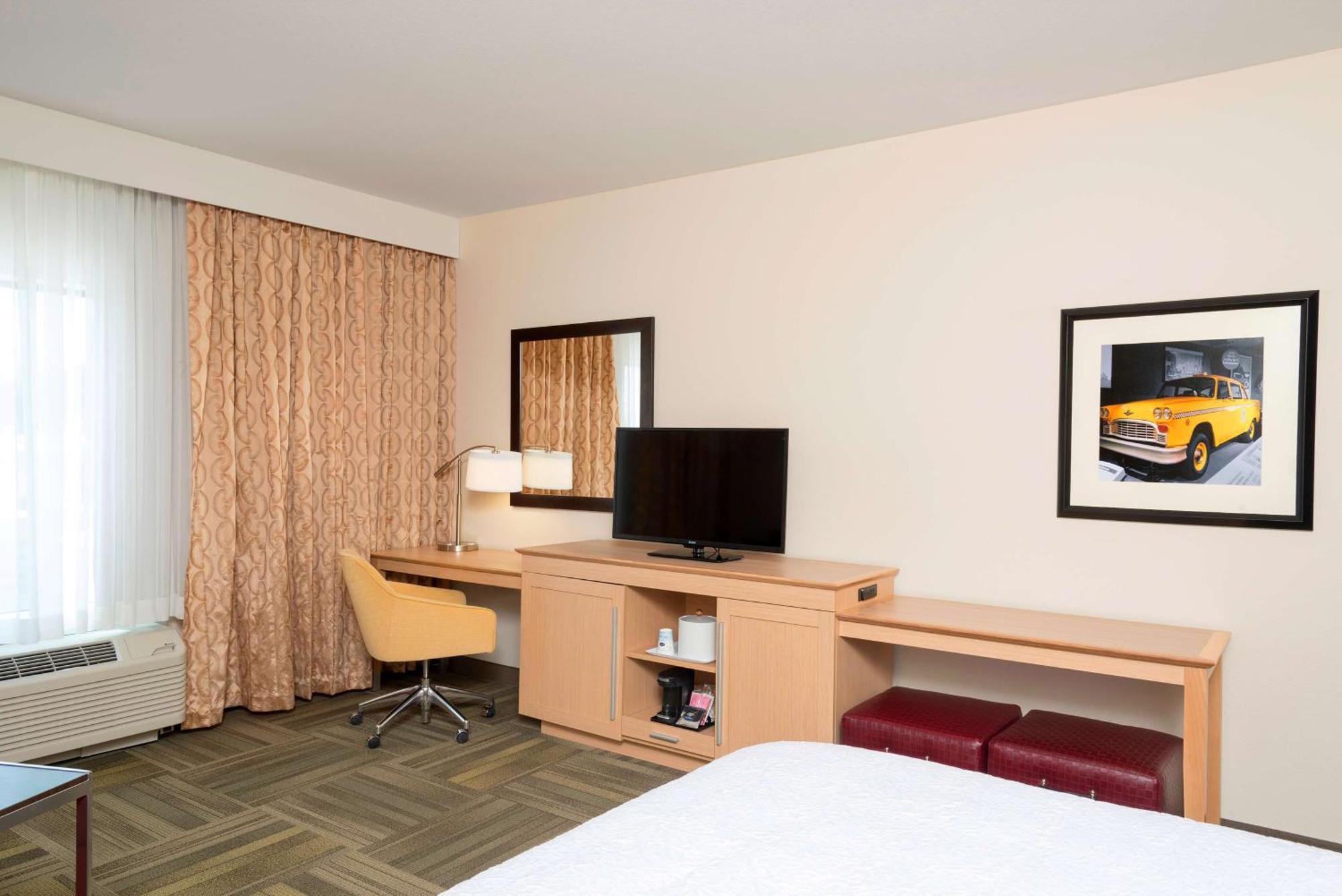 Hampton Inn Kalamazoo Dış mekan fotoğraf