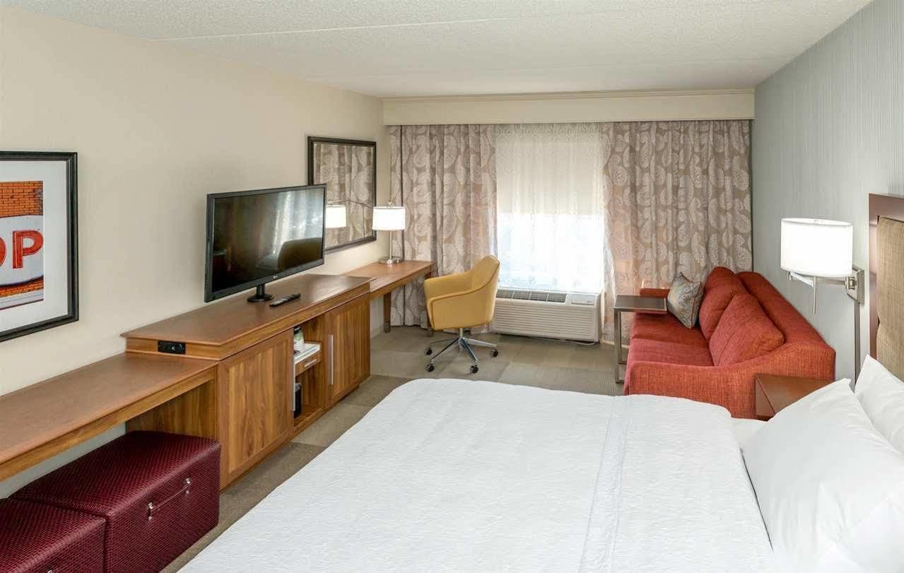 Hampton Inn Kalamazoo Dış mekan fotoğraf